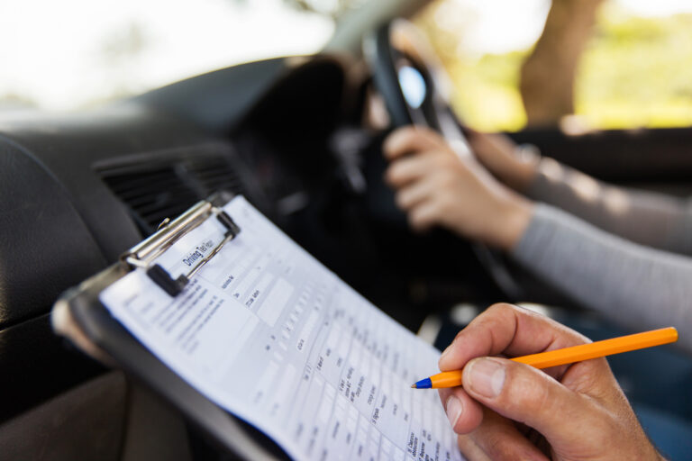 what is a defensive driving course